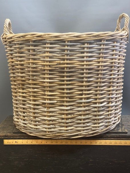 Traditional Log Basket