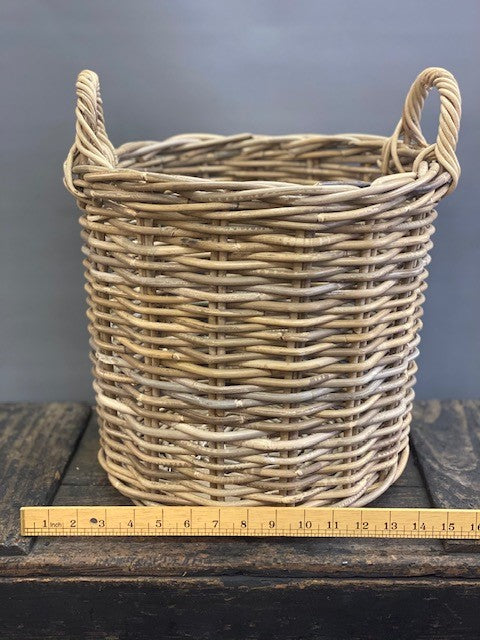Traditional Log Basket