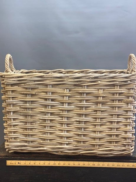 Traditional Log Basket