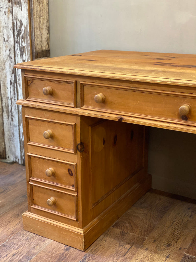 Pine Double Pedestal Desk