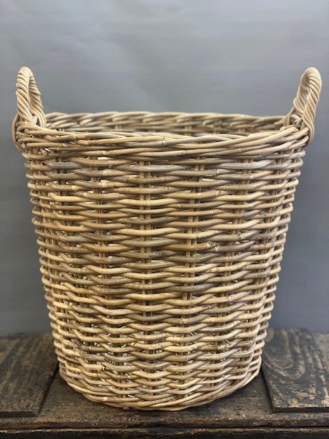 Traditional Log Basket
