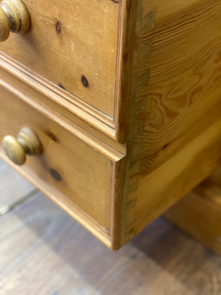 Large Solid Pine Double Pedestal Desk with 7 Drawers